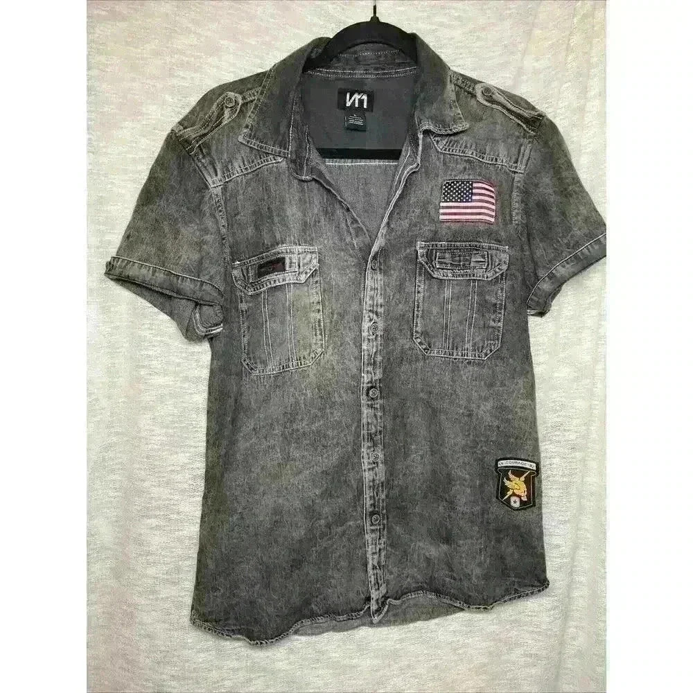 Men’s Large N1 Flag, Skull, Wings Distressed 2 Pocket Button Up Short Sleeve